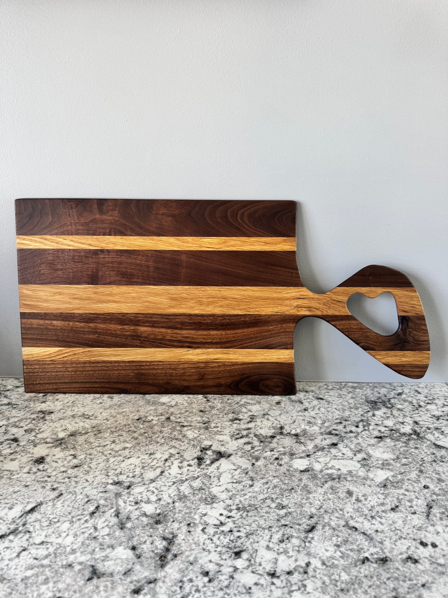 Heart handle charcuterie board - Large