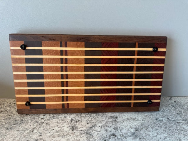 Custom cutting board - Large (stripe design)